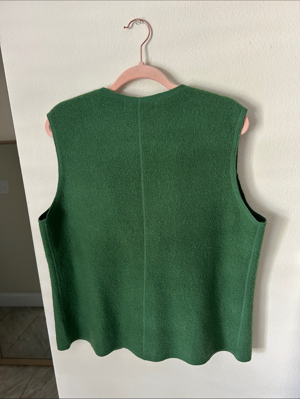 Norm Thompson Vtg 100% boiled wool green open front toggle sweater vest L - Picture 6 of 11